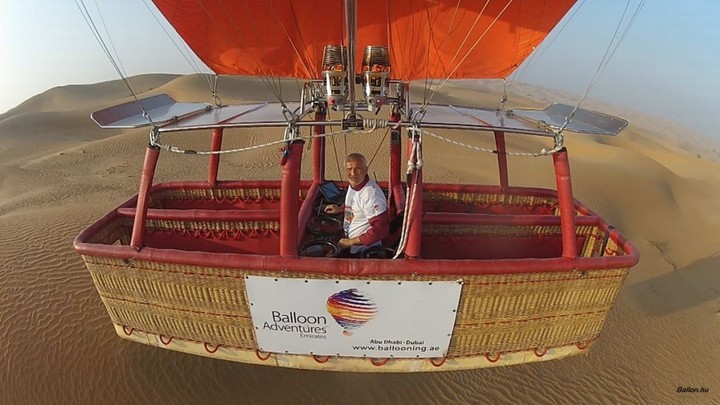 Guinness Rekord Dubai - Koll&aacute;r P&eacute;ter pil&oacute;ta